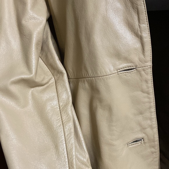 Danier Geniune Leather Jacket - Camel Colour - Picture 4 of 8